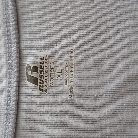 Russell Athletics Womens V Neck XL T-Shirts - Picture 2 of 4